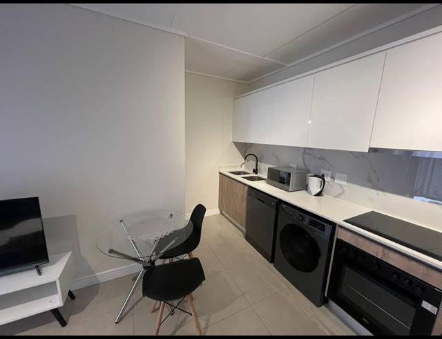 1 BEDROOM PROPERTY TO RENT IN RICHWOOD